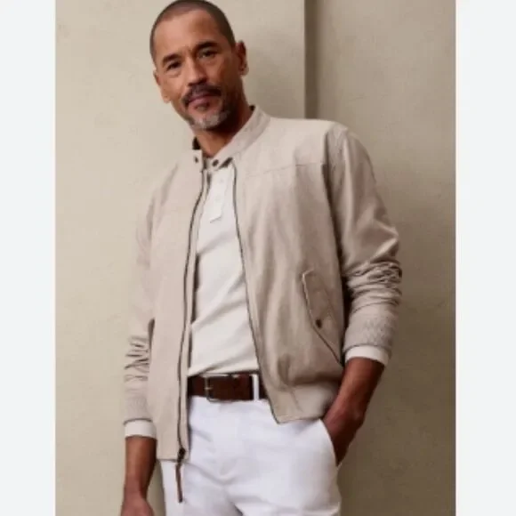 Like New! Banana Republic Linen-Blend Bomber Jacket in Sand in Size M
